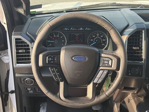 Used 2015 Ford F150 XLT w/ Equipment Group 302A Luxury image 17