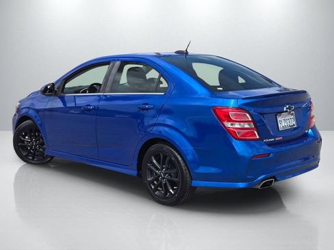 Used 2018 Chevrolet Sonic LT w/ Fun and Sun With RS Package FWD image 5