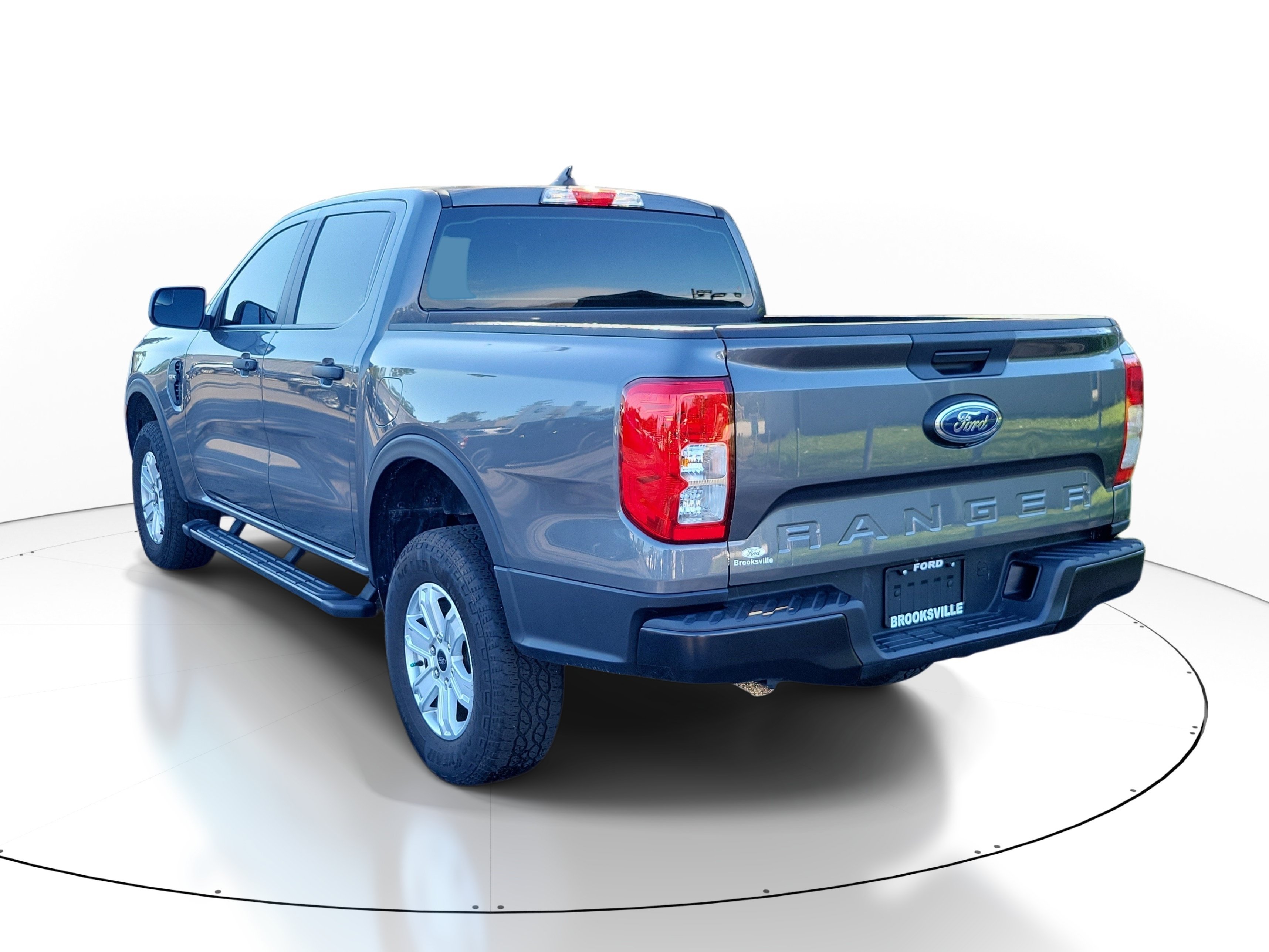 Used 2025 Ford Ranger XL RWD image 4