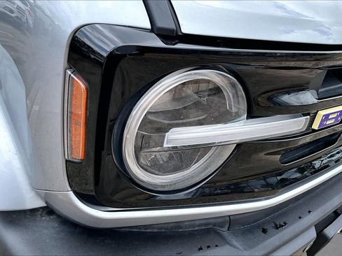Used 2022 Ford Bronco Outer Banks AWD/4WD image 28