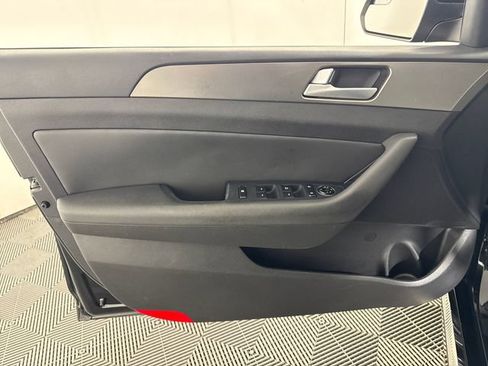 Used 2017 Hyundai Sonata Sport 2.0T FWD image 27