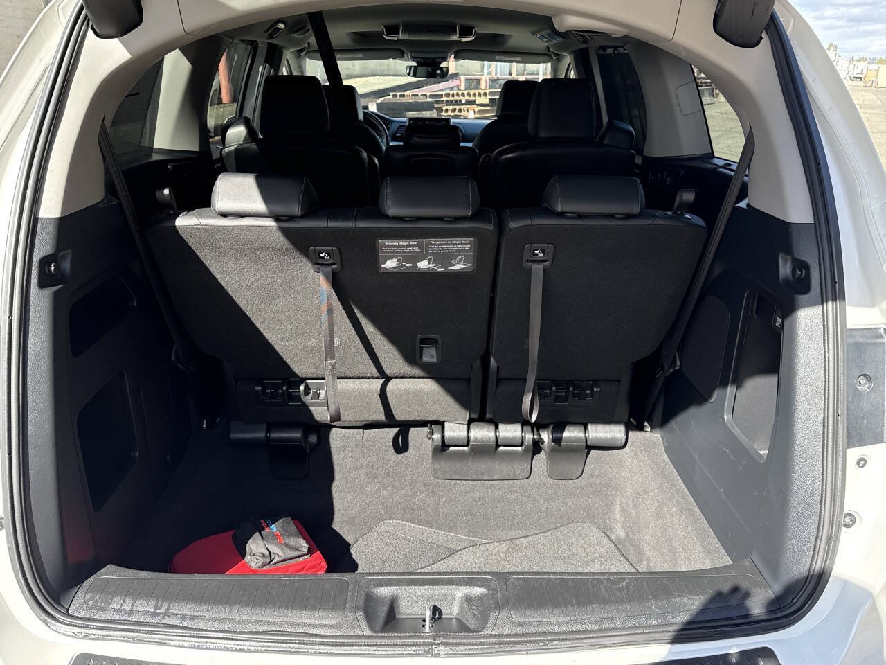 Used 2023 Honda Odyssey Touring image 25
