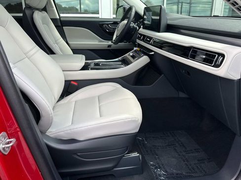 New 2025 Lincoln Aviator 2WD image 13