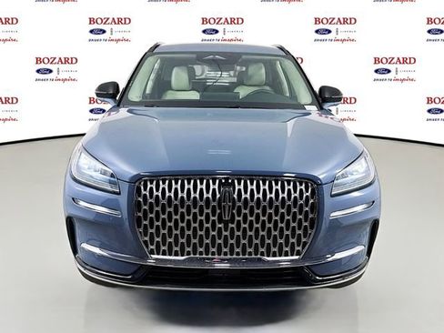 New 2026 Lincoln Corsair Premiere FWD image 3
