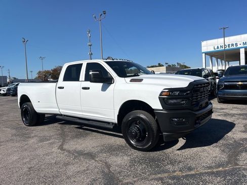 Used 2025 RAM 3500 Tradesman image 1