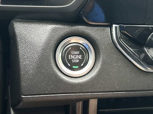 Used 2023 Chevrolet Colorado W/T image 27