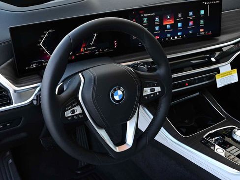 New 2026 BMW X5 xDrive50e w/ Executive Package image 25