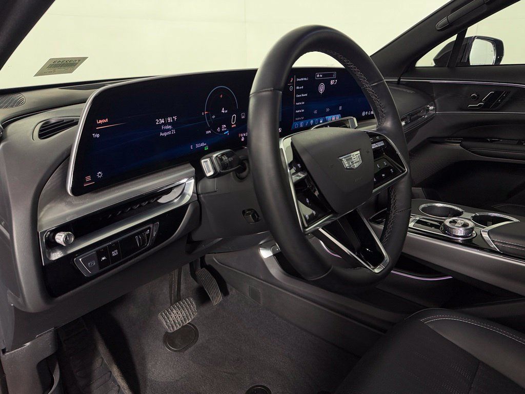 Used 2024 Cadillac Lyriq Sport RWD image 12