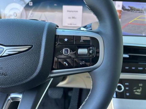 New 2026 Genesis GV70 2.5T Select AWD/4WD image 32