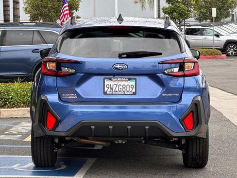 Certified 2025 Subaru Crosstrek 2.5i Premium AWD/4WD image 5
