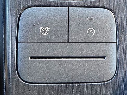 Used 2023 Ford Escape ST-Line image 19