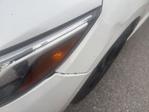 Used 2023 Nissan Sentra SR w/ Midnight Edition Package image 8