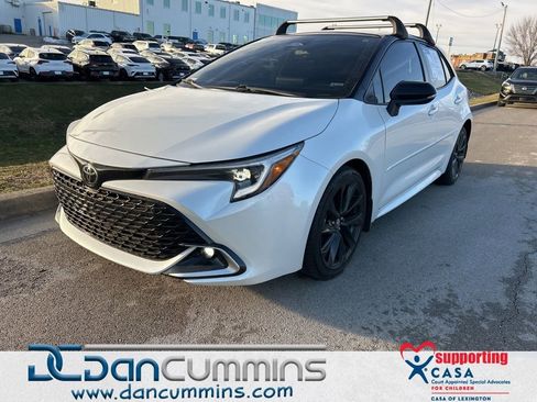 Used 2023 Toyota Corolla XSE image 1