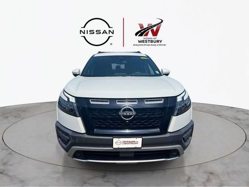 Used 2023 Nissan Pathfinder Rock Creek AWD/4WD image 2