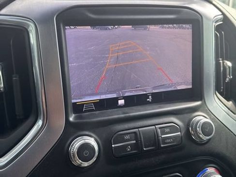 Used 2019 GMC Sierra 1500 SLT AWD/4WD image 14
