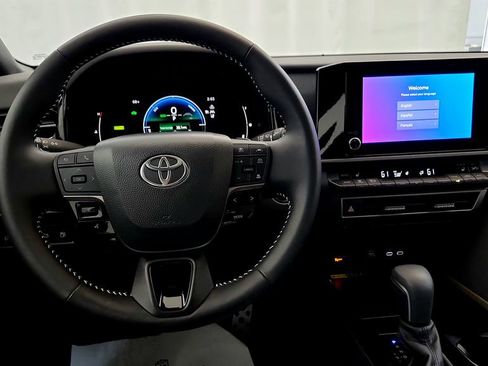 Certified 2026 Toyota Camry SE w/ Convenience Package AWD/4WD image 27