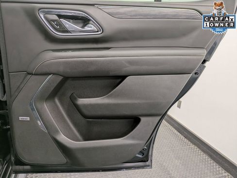 Used 2023 GMC Yukon SLT w/ SLT Luxury Package AWD/4WD image 25