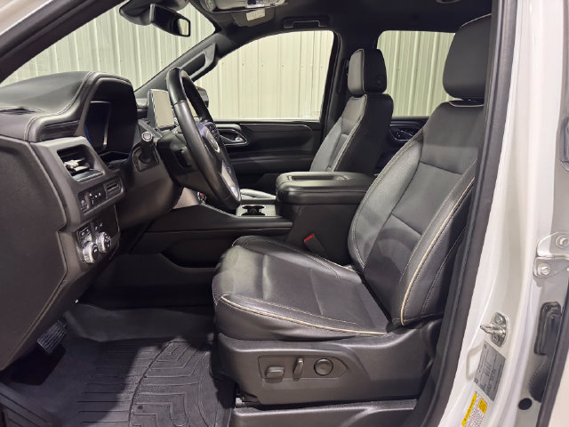 Used 2023 GMC Yukon XL SLT AWD/4WD image 10