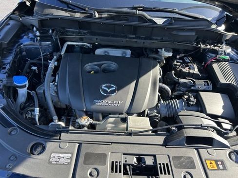 Used 2017 MAZDA CX-5 Touring image 11