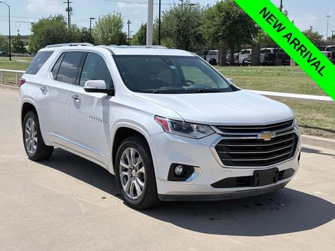 Used 2019 Chevrolet Traverse Premier w/ Driver Confidence II Package image 1