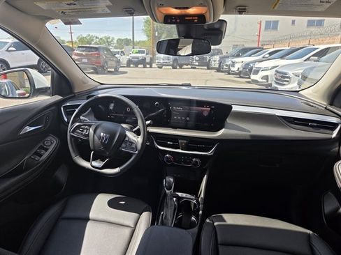 Used 2024 Buick Encore GX Sport Touring FWD image 5