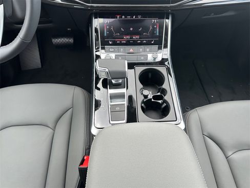 New 2026 Audi Q7 3.0T Premium image 11