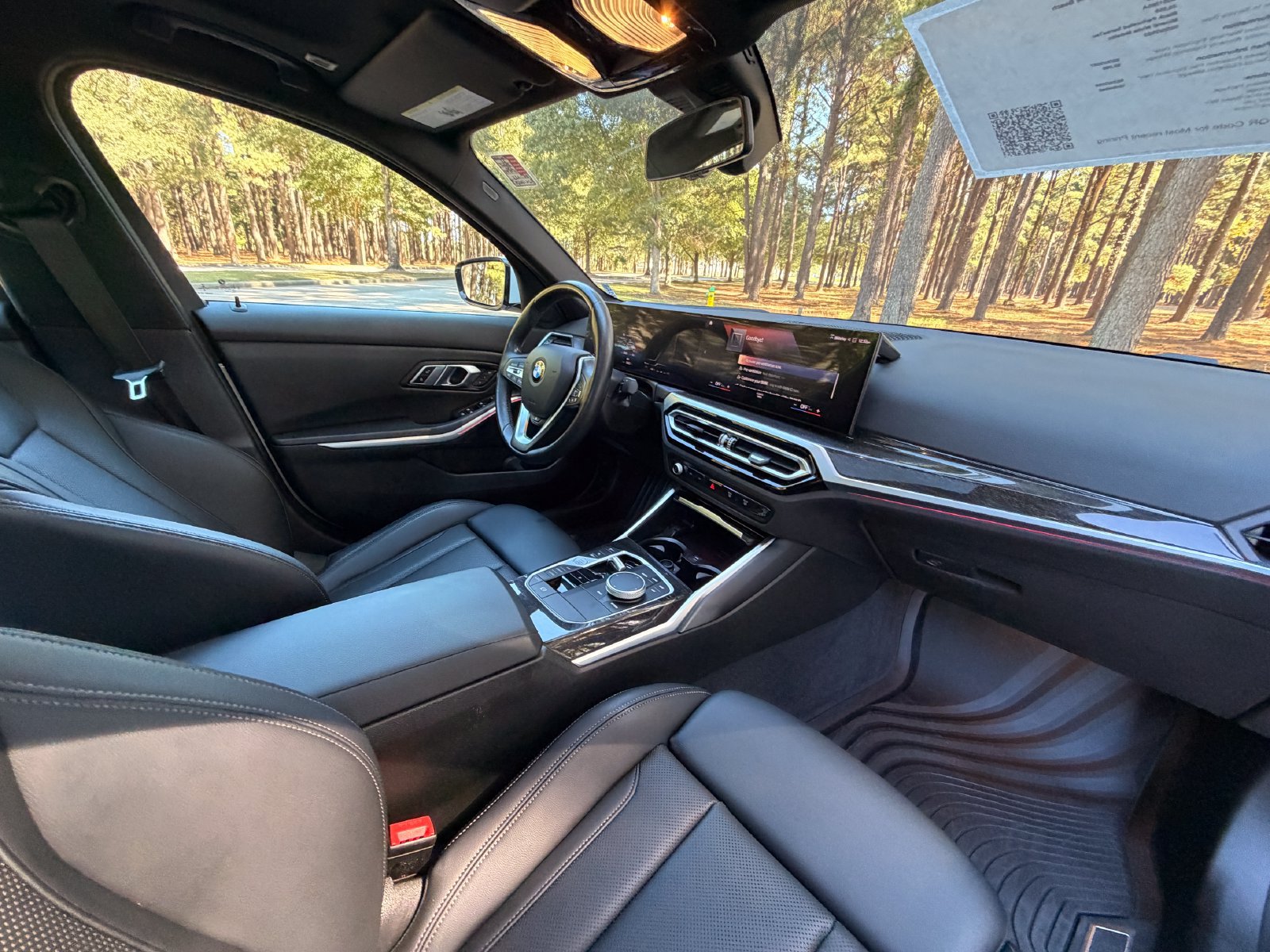 Used 2023 BMW 330i Sedan w/ Premium Package RWD image 18