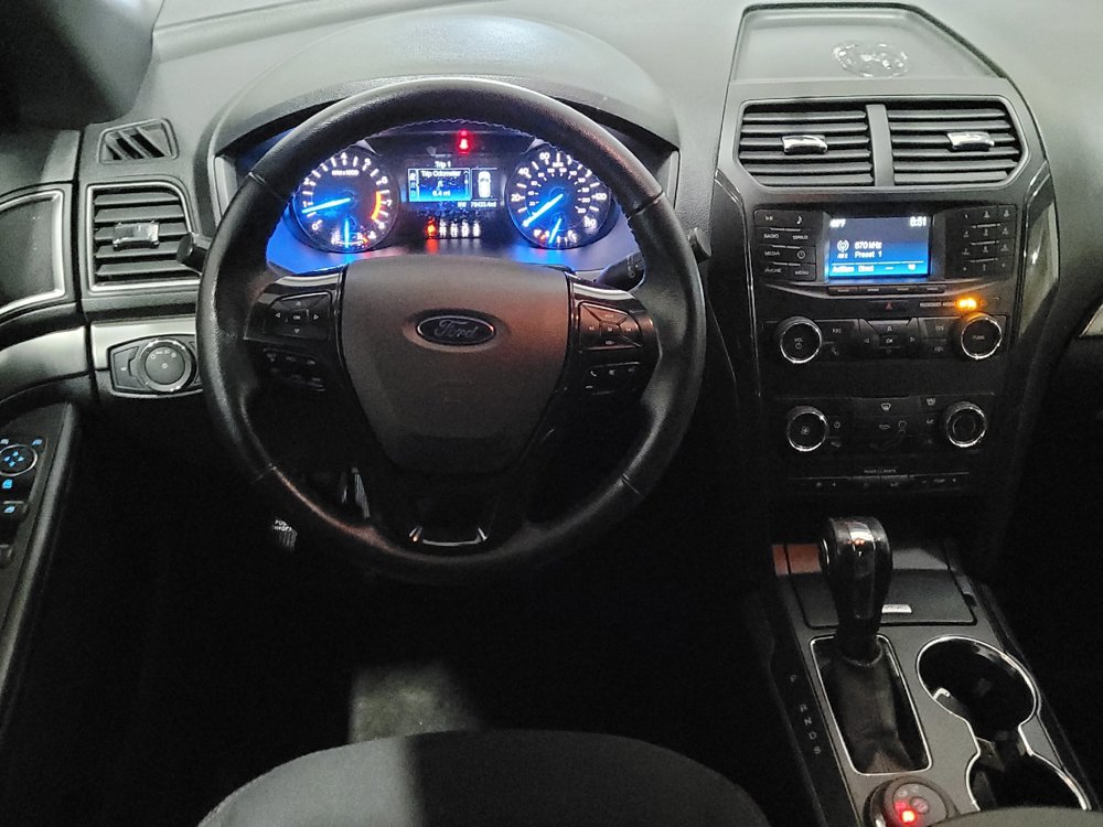 Used 2018 Ford Explorer XLT AWD/4WD image 22
