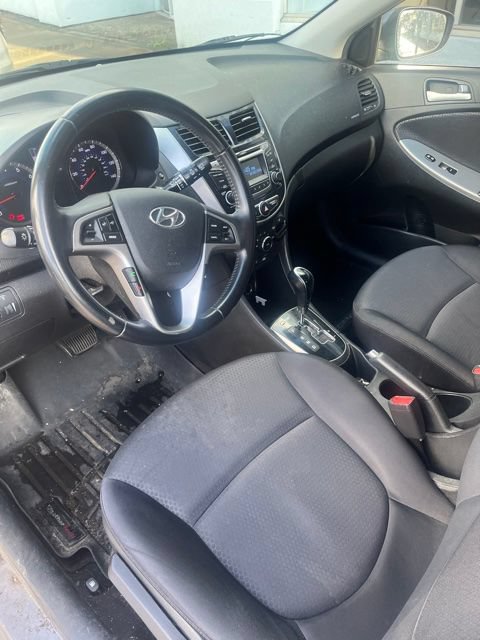 Used 2017 Hyundai Accent Sport FWD image 2