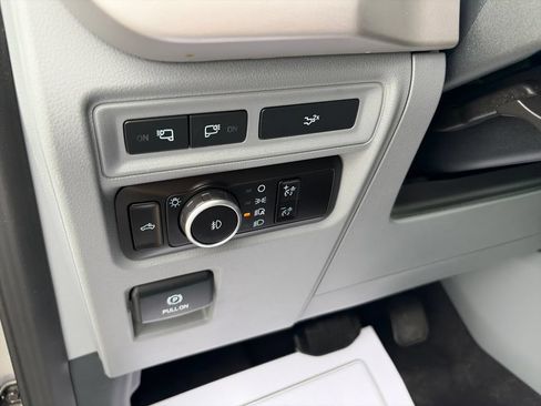 Used 2023 Ford F150 XLT w/ Equipment Group 302A High AWD/4WD image 18