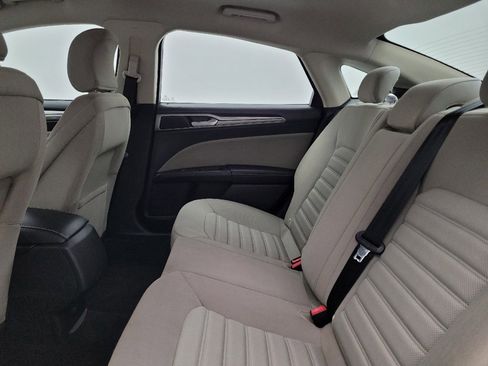 Used 2018 Ford Fusion S image 18