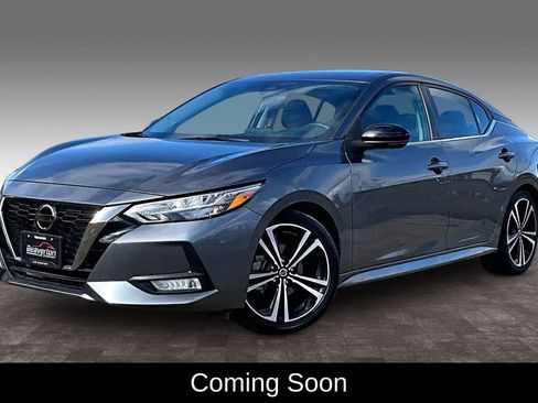 Used 2021 Nissan Sentra SR w/ Lighting Package image 2