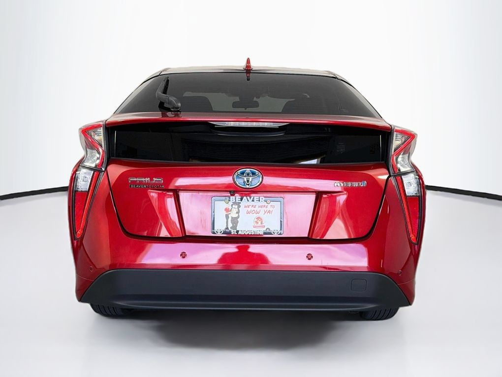 Used 2018 Toyota Prius Three w/ Advanced Technology Package FWD image 8