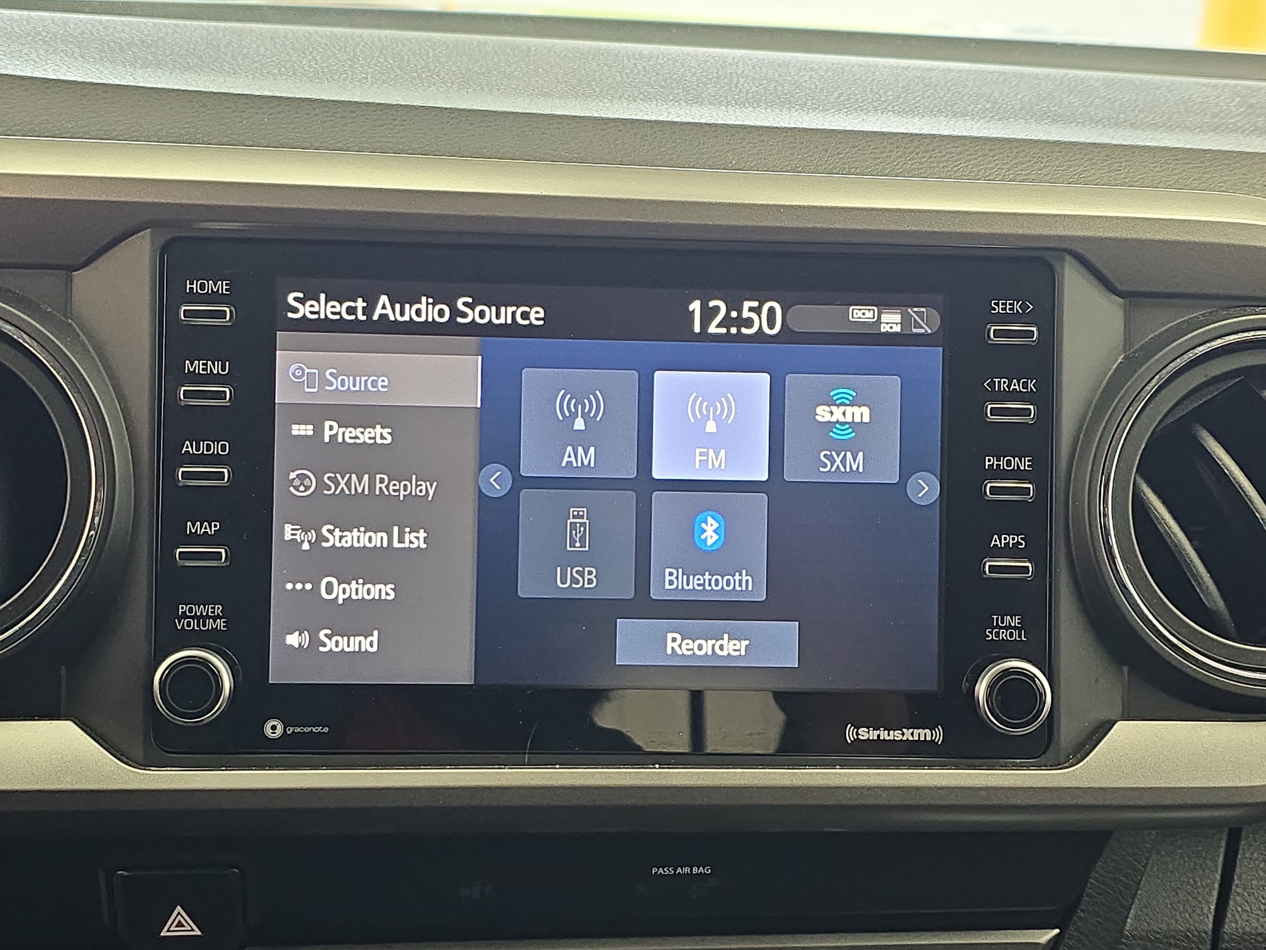 Used 2020 Toyota Tacoma SR5 RWD image 20