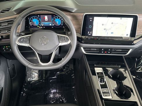New 2026 Volkswagen Atlas SEL image 13