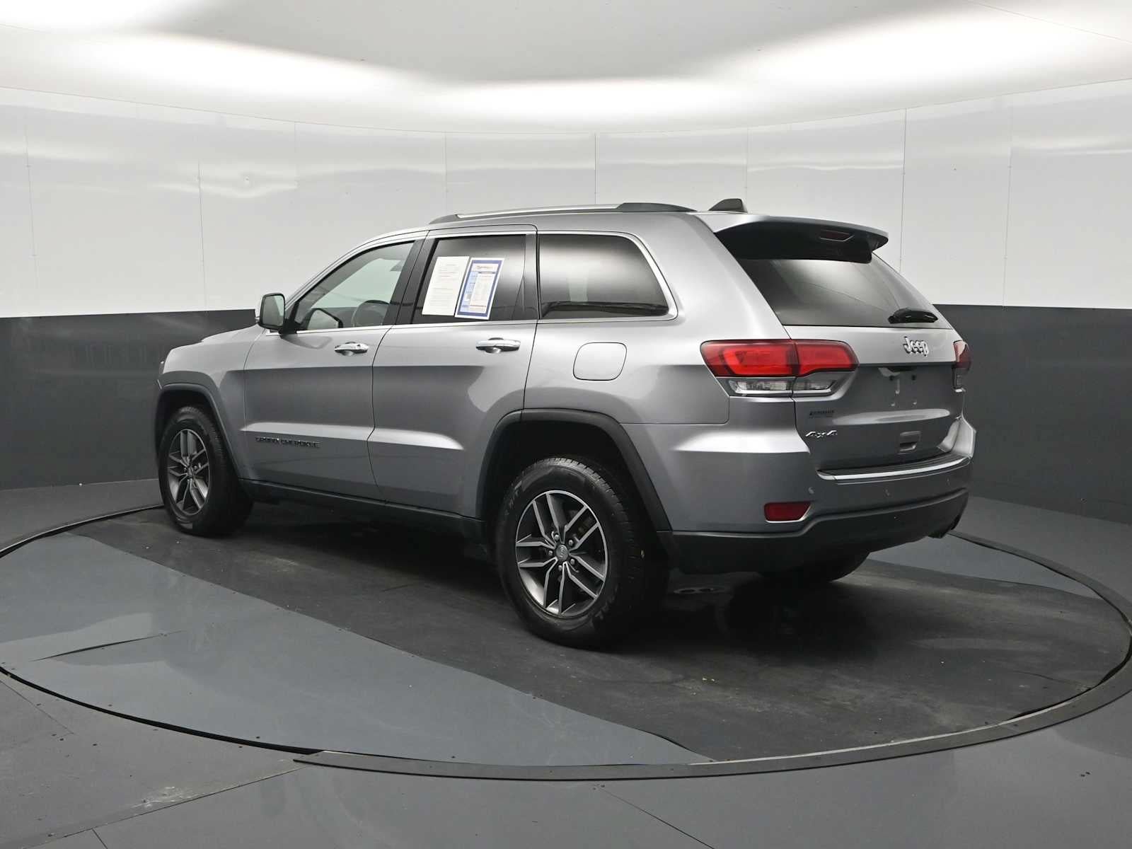Used 2021 Jeep Grand Cherokee Limited w/ Luxury Group II AWD/4WD image 6
