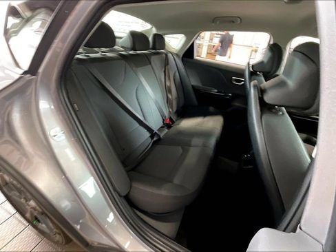 Used 2025 Kia K4 FWD image 15