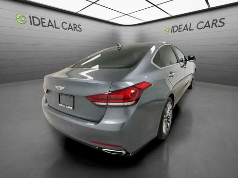 Used 2015 Hyundai Genesis 3.8 RWD image 5