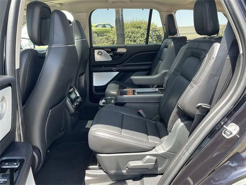 Used 2021 Lincoln Aviator Reserve w/ Equipment Group 202A image 26