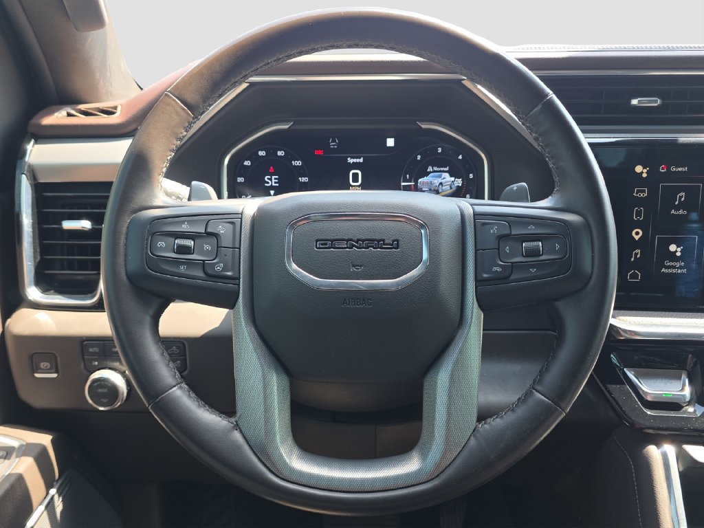 Used 2023 GMC Sierra 1500 Denali w/ Denali Reserve Package AWD/4WD image 9