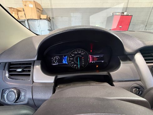 Used 2013 Ford Edge SEL image 10