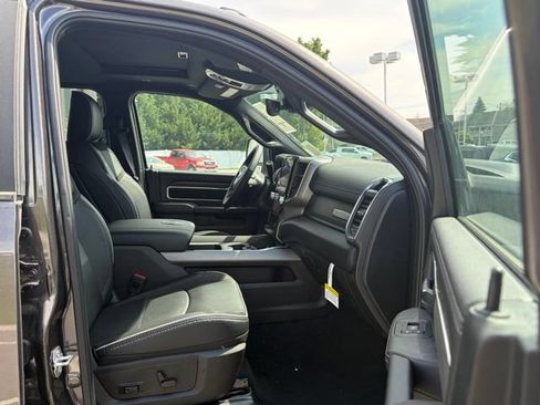 New 2026 RAM 2500 Laramie w/ Night Edition AWD/4WD image 28
