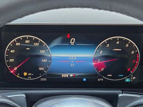 New 2026 Mercedes-Benz GLB 250 image 11