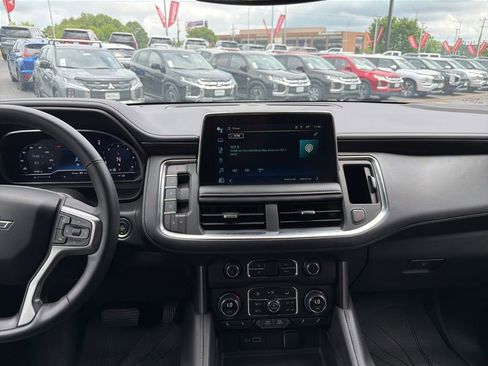 Used 2024 Chevrolet Tahoe Z71 w/ Luxury Package AWD/4WD image 43