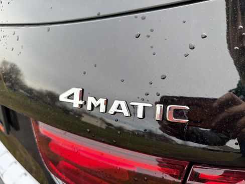 Used 2026 Mercedes-Benz GLB 250 4MATIC image 8