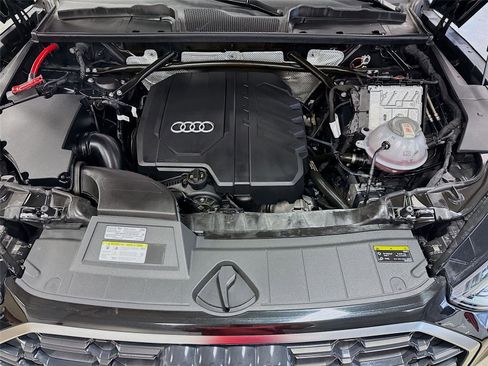 Certified 2024 Audi Q5 2.0T Premium w/ Convenience Package AWD/4WD image 30