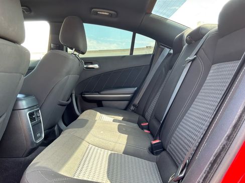 Used 2023 Dodge Charger SXT RWD image 17