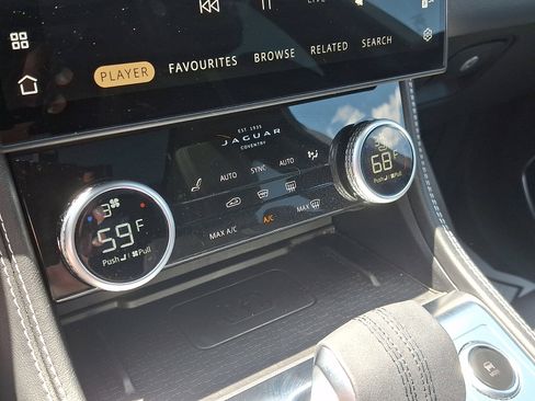 Used 2026 Jaguar F-PACE R-Dynamic S AWD/4WD image 16
