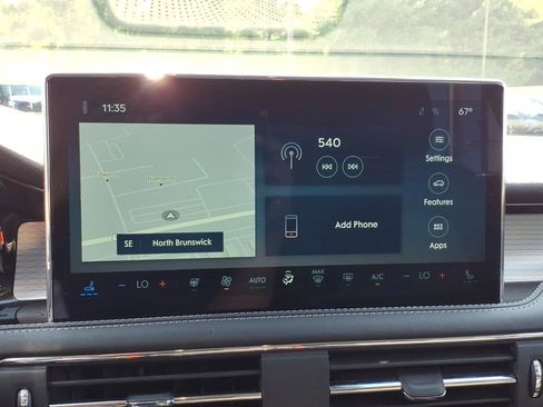 Used 2025 Lincoln Corsair AWD w/ Equipment Group 101A image 21
