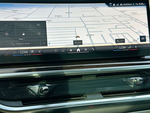 New 2026 BMW X5 sDrive40i w/ M Sport Package image 10